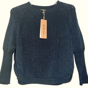 New Souline Green Open Sided Women's Size M Cotton Sweater